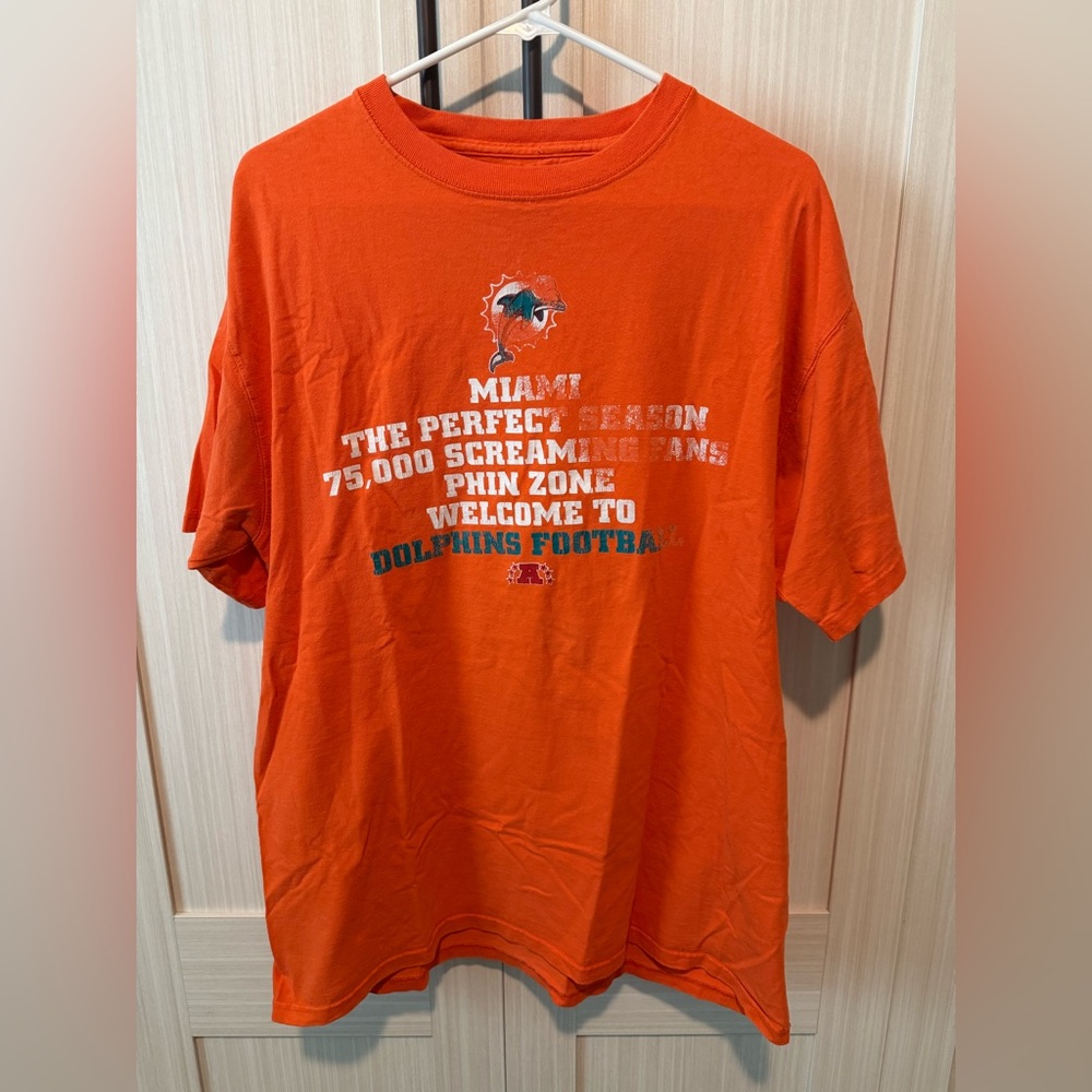 Vintage NFL Orange Miami Dolphins Football Undefeated Season T-Shirt Large